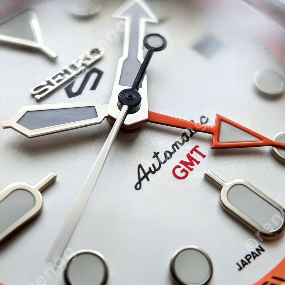 Full Automatic Titanium Gmt White Orange Diver 42… - image 6